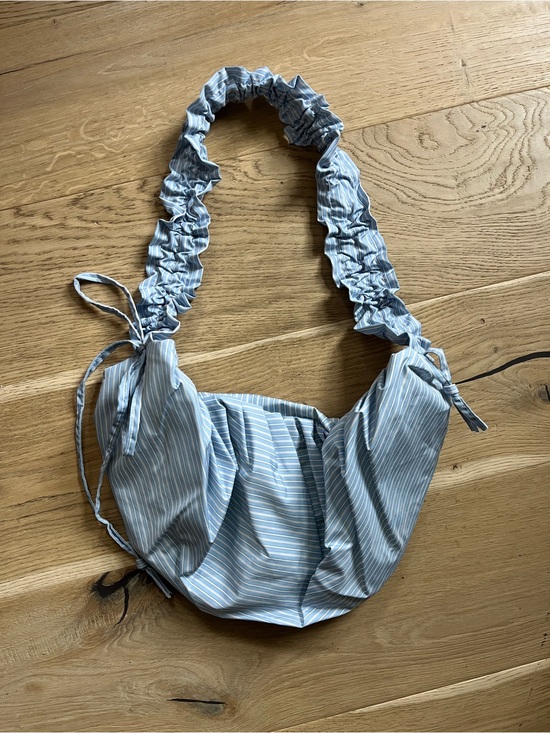 Handbags - Sling Cross Body / Shoulder Bag